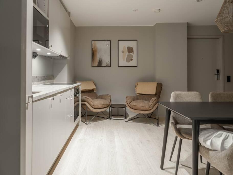 Mountain Retreat For 4 In Are Ski-In Ski-Out Apt- No Windows Exteriör bild